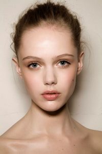 Aura Pengantin Lebih Menyerlah Dengan 5 Solekan Minimalis Ini, Rugi Kalau Tak Cuba!