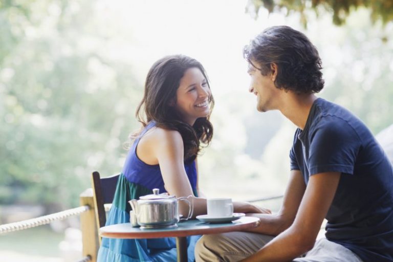 5 Cara Ini Boleh Buat Lelaki Sukakan Anda, Ayuh Jadi Wanita Istimewa!