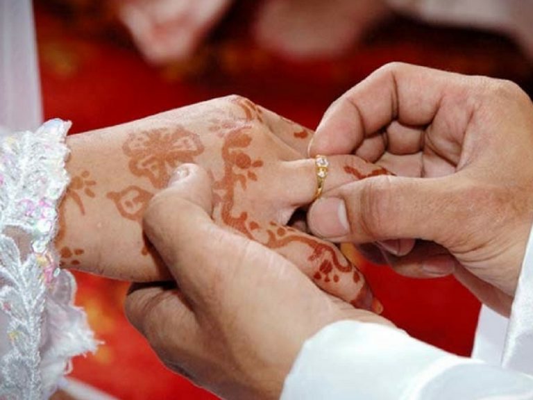 Walaupun Jodoh Lambat, Siapa Sangka Jodoh Yang Tuhan Carikan Untuk Wanita Ini Lebih Indah!
