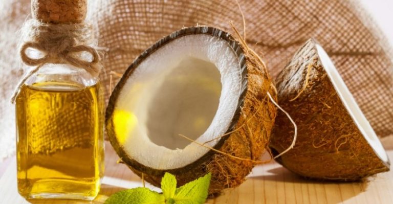 Kesan Minyak  Kelapa Pada Kulit Wajah Serlahkan Aura Seri Pengantin