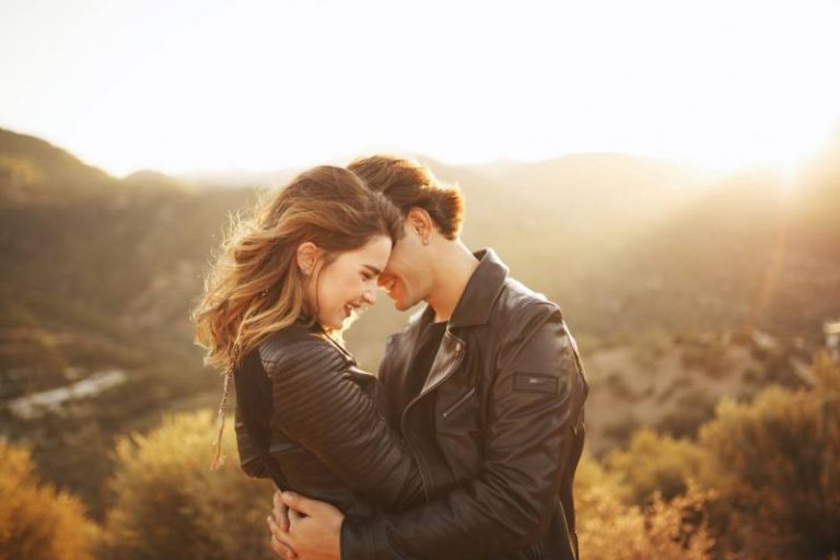 Demi Pertahankan Rasa Cinta, Lakukan 7 Cara Ini Agar Hubungan Terus Mekar & Bahagia!