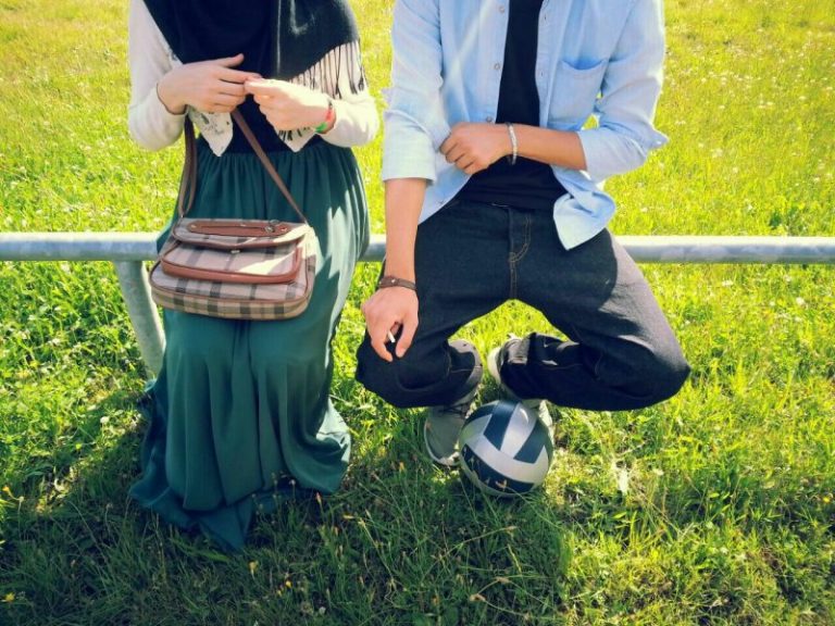 4 Sebab Penting Mengapa Hubungan Cinta Harus Berlandaskan Syariat!