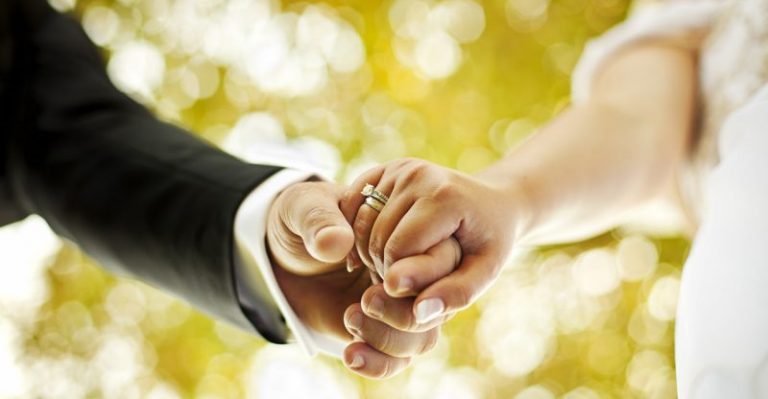 8 Tip Harungi Cabaran Di Awal Perkahwinan, Pengantin Baru Wajib Praktikkan!