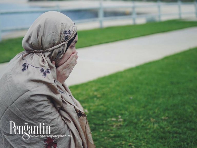 Tak Yakin Mana Satu Pilihan Yang Tepat? Lakukan Solat Sunat Istikharah Dengan Cara Ini