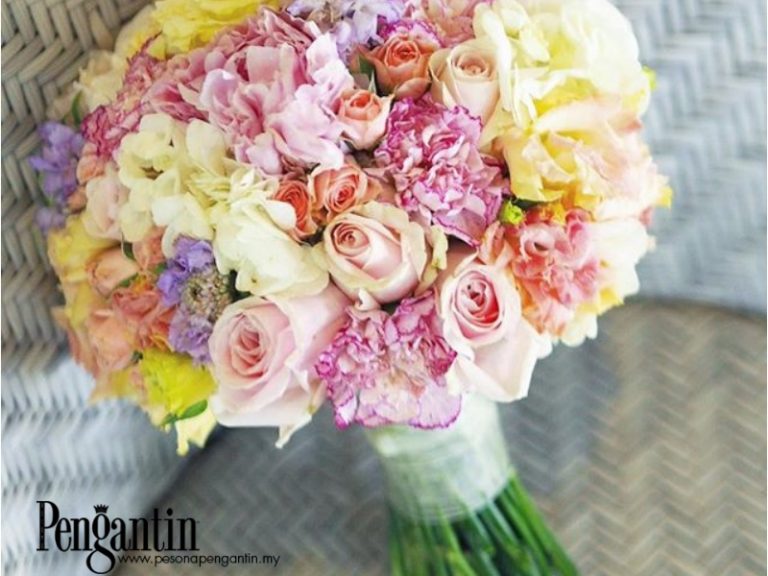 Pilihan Bunga Tangan Memainkan Peranan Dalam Menyerlahkan Penampilan Bakal Pengantin