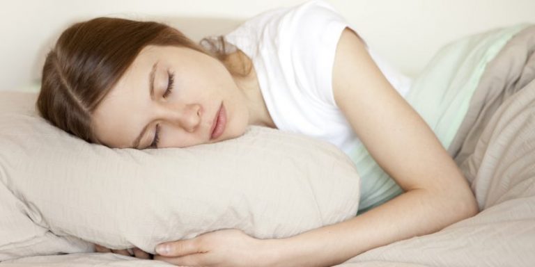 7 Tip Turunkan Berat Badan Semasa Tidur