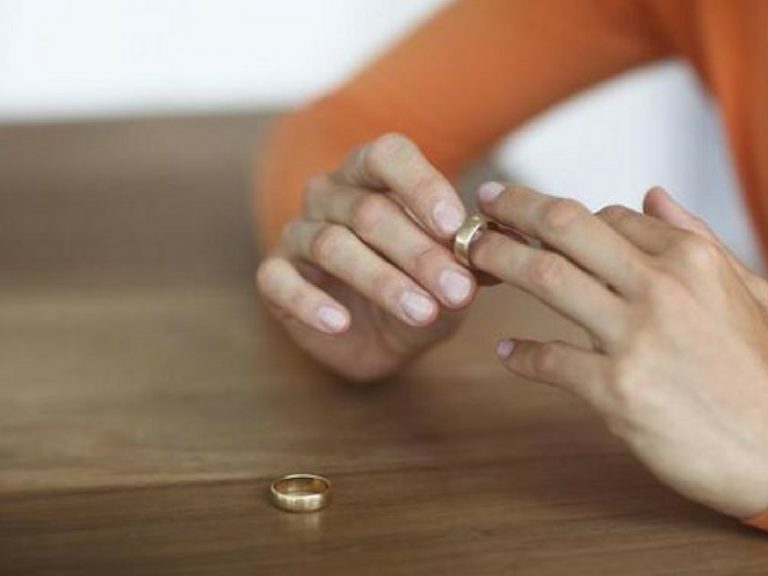 Sihir Musnahkan Cinta Kami,  Jadikan Kisah Ini Sebagai Pengajaran Buat Semua Pasangan