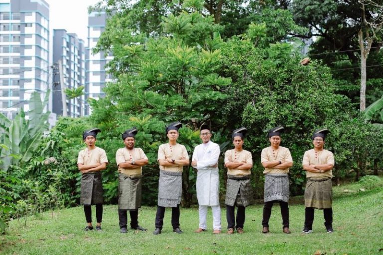 Gaji Tak Besar, Macam-Macam Kena Tanggung Selepas Kahwin. 8 Tip Jadi Suami Tenang Dari Masalah