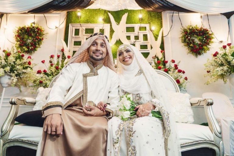 Men-Ila Isteri, Apa Hukumnya?
