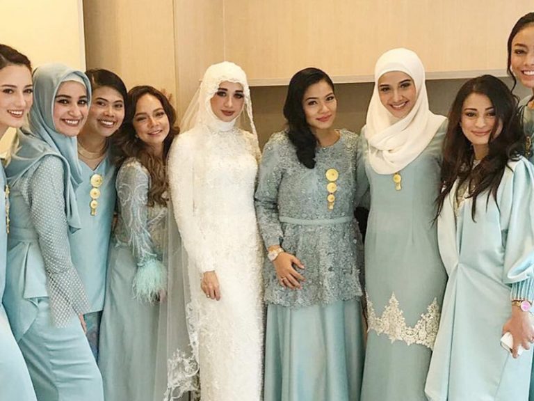 Bridesmaid & Pengapit Bukan Setakat Baju Seragam, Make Up Cantik. Wanita Ni Kongsi Apa Fungsi Mereka Sebenarnya
