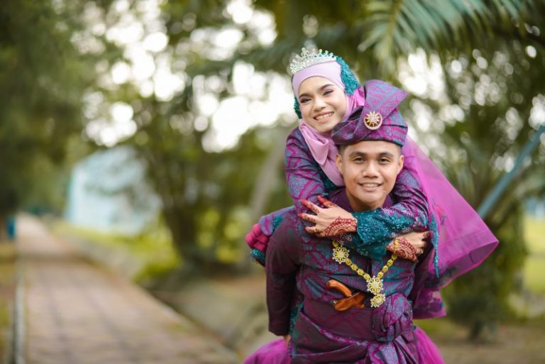 Setiap Pasangan Perlu Tahu Bahawa Kayu Pengukur Kebahagiaan Setiap Dari Kita Adalah Tidak Sama