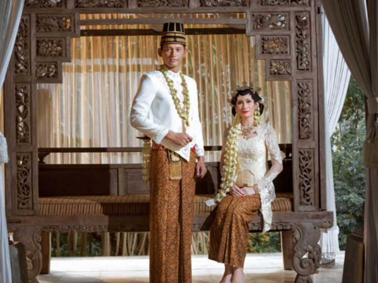 Tips Raya & Kelebihan Kahwin Dengan Orang Jawa Yang Boleh Buat Orang Cair