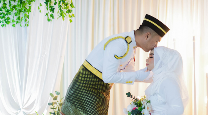 Nikah Tak Perlu Mewah Yang Penting Sah & Berkat - Pesona Pengantin