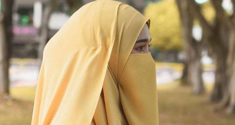 Isteri, Turunkan Expectation Yang Terlalu Tinggi Nak Jadi Tip Top Serba Serbi