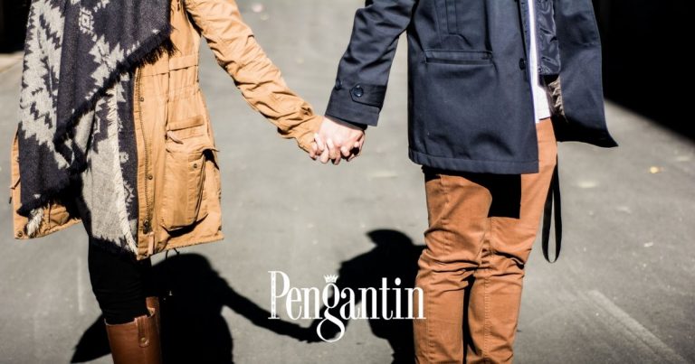 Sebelum Sah Jadi Tunangan Orang, Elak Kongsi Perkara-Perkara Ini Di Media Sosial