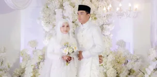 “Terima Kasih Kerana Sentiasa Ada Di Sisi,” – Jazmy Juma Luah Rasa Buat Isteri, Farah Athirah