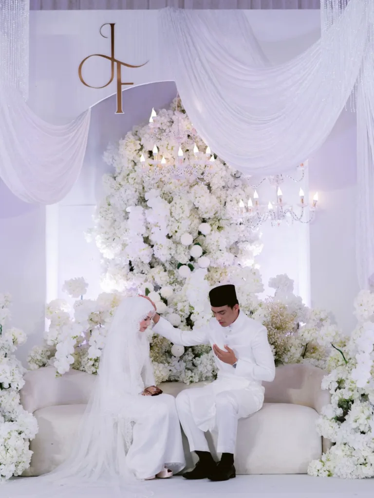 “Terima Kasih Kerana Sentiasa Ada Di Sisi,” - Jazmy Juma Luah Rasa Buat Isteri, Farah Athirah 2 “Terima Kasih Kerana Sentiasa Ada Di Sisi,” - Jazmy Juma Luah Rasa Buat Isteri, Farah Athirah