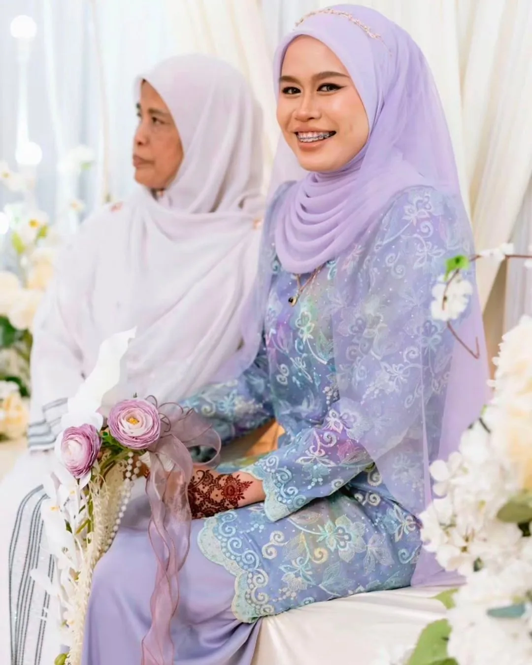 Sarung Busana Kahwin Ibu, Pilihan Illyyeen Ishak Sarat Nilai Sentimental 4 Sarung Busana Kahwin Ibu, Pilihan Illyyeen Ishak Sarat Nilai Sentimental
